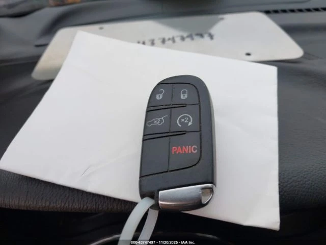 Jeep Grand cherokee HIGH ALTITUDE Black Appearance Package Дистроник, снимка 13 - Автомобили и джипове - 53997156