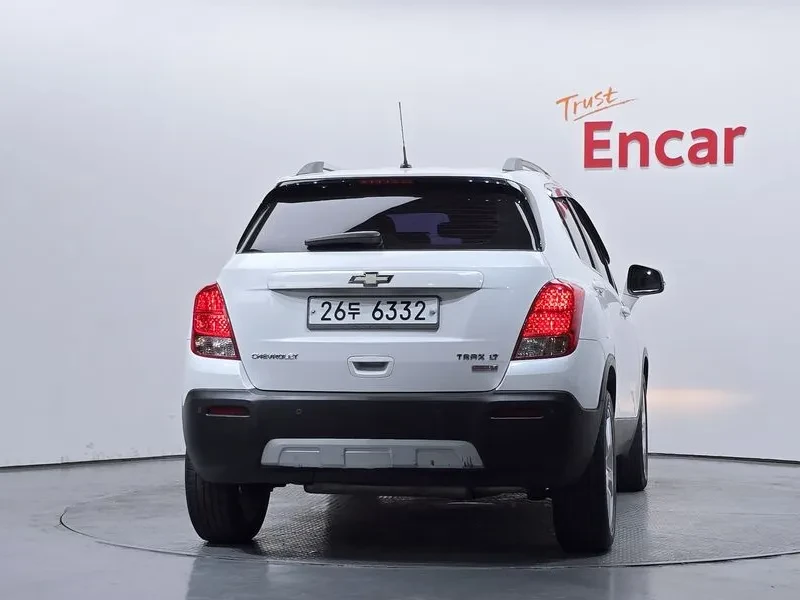 Chevrolet Trax 1.4, снимка 4 - Автомобили и джипове - 54327789