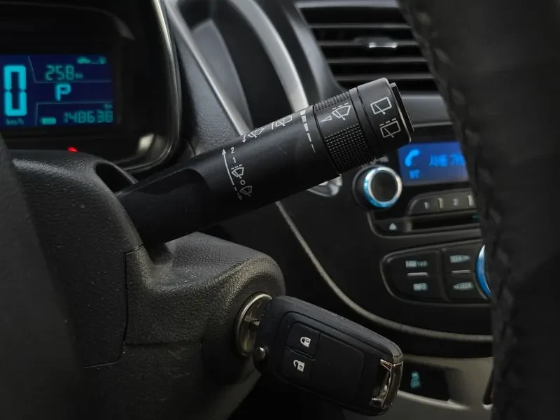 Chevrolet Trax 1.4, снимка 17 - Автомобили и джипове - 54327789