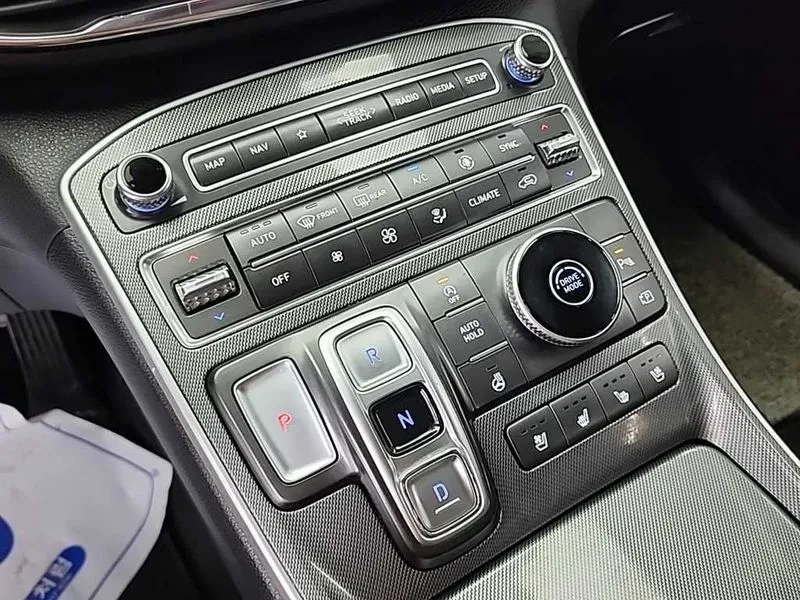 Hyundai Santa fe Diesel 2.2 2Wd Prestige, снимка 8 - Автомобили и джипове - 54999196