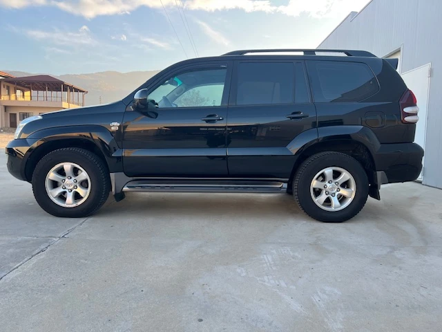 Toyota Land cruiser, снимка 5 - Автомобили и джипове - 55577806