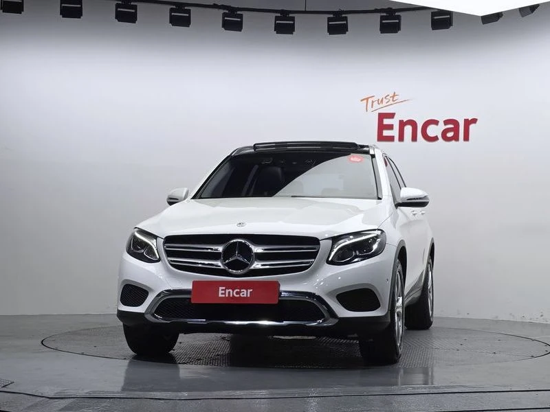 Mercedes-Benz GLC 220 * 4MATIC* ЦЕНАДОБГ!, снимка 3 - Автомобили и джипове - 55595349