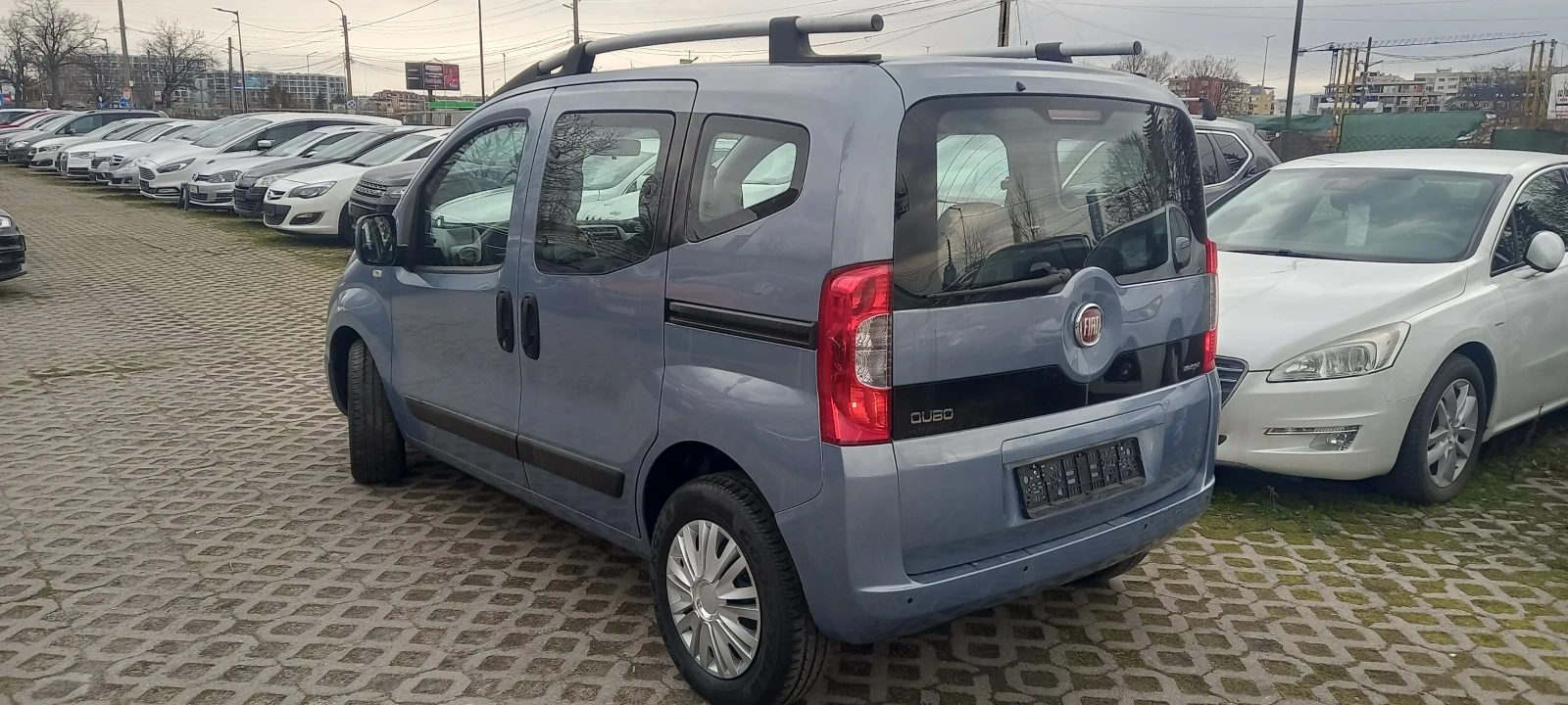 Fiat Qubo 1.3D-95кс ИЗКЛЮЧИТЕЛНО СЕРВИ КНИЖК АВТОПИЛОТ КЛИМА, снимка 4 - Автомобили и джипове - 46613607