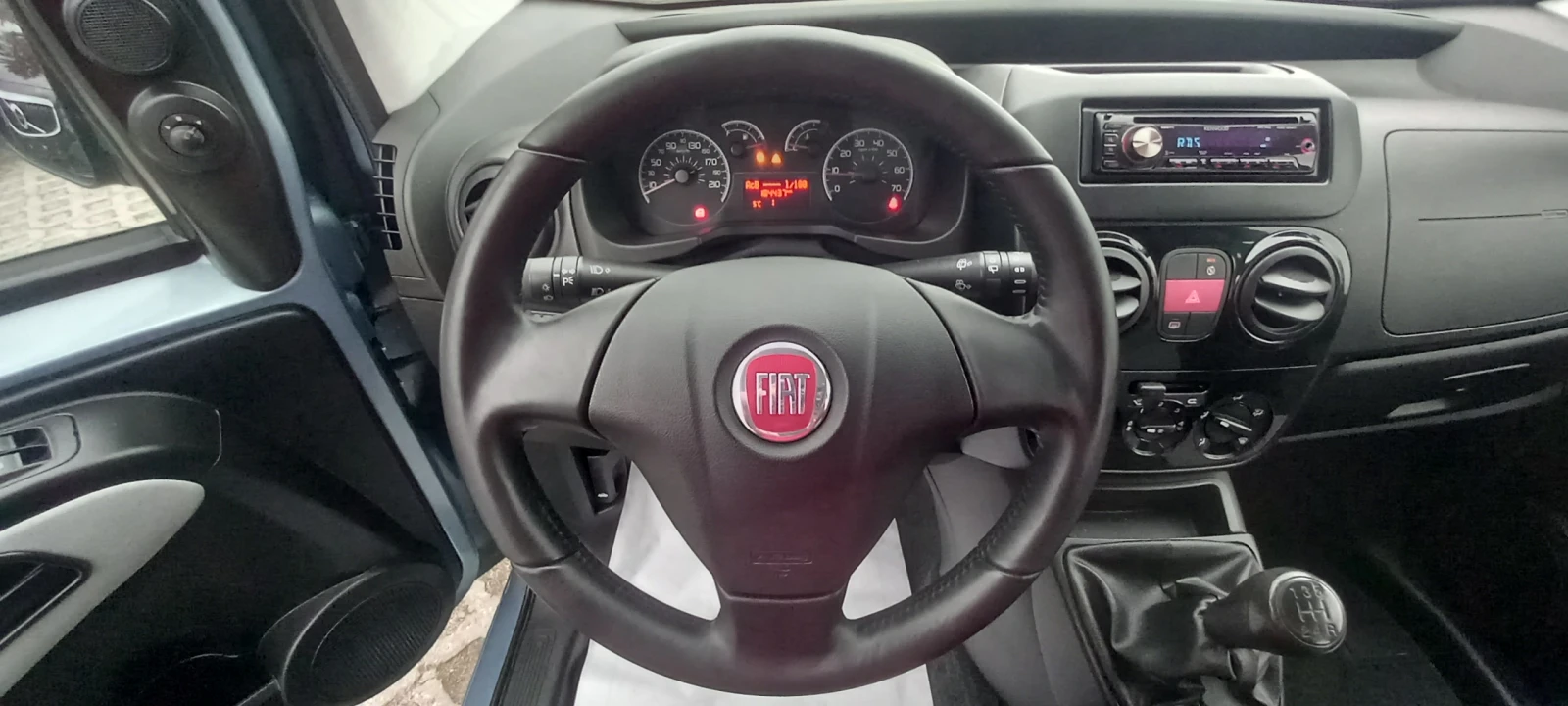 Fiat Qubo 1.3D-95кс ИЗКЛЮЧИТЕЛНО СЕРВИ КНИЖК АВТОПИЛОТ КЛИМА, снимка 9 - Автомобили и джипове - 46613607