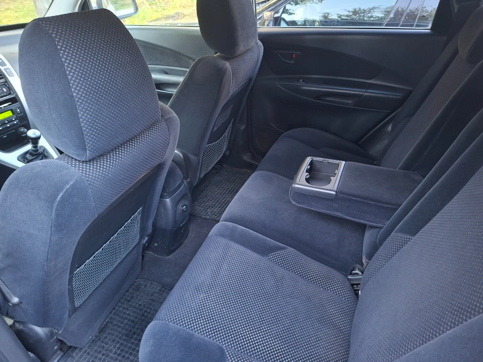 Hyundai Tucson  2.0 CRDI - изображение 10