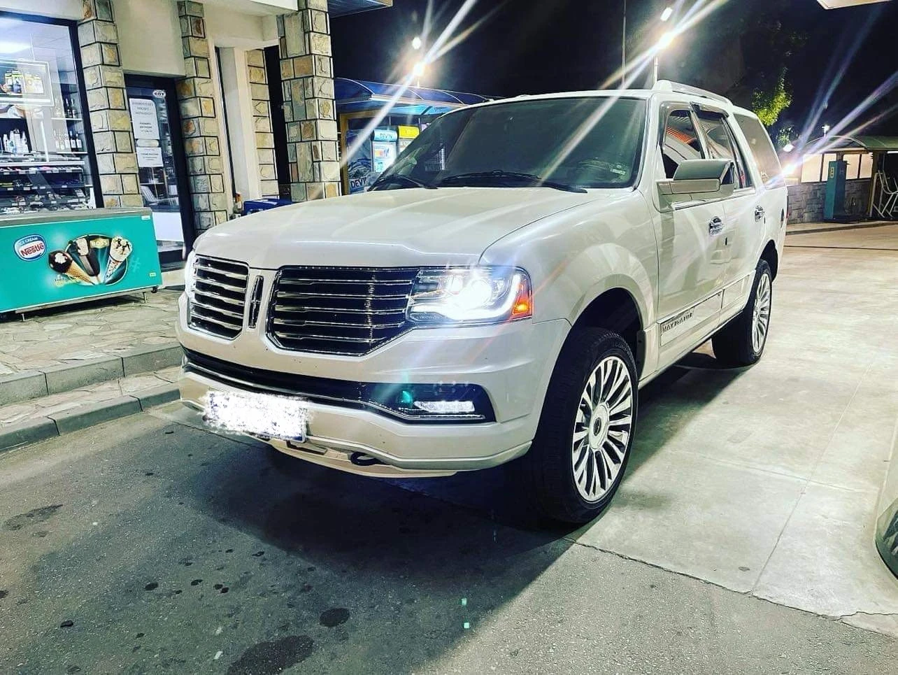 Lincoln Navigator 7 места, снимка 4 - Автомобили и джипове - 53774108