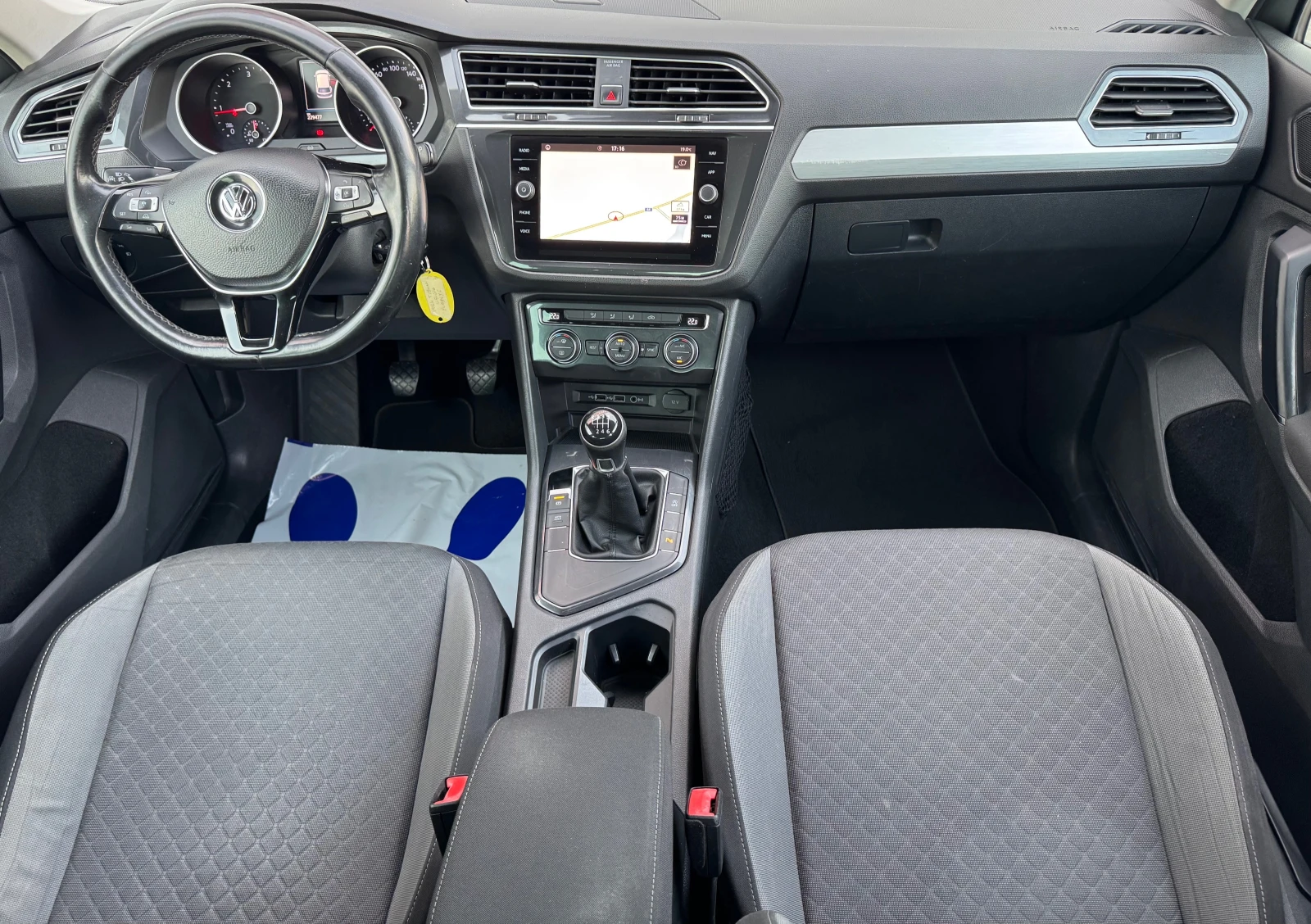 VW Tiguan 1, 6tdi 116ps, 6ck., ев6В, нави, мулти, темпо, usb, снимка 13 - Автомобили и джипове - 54196383