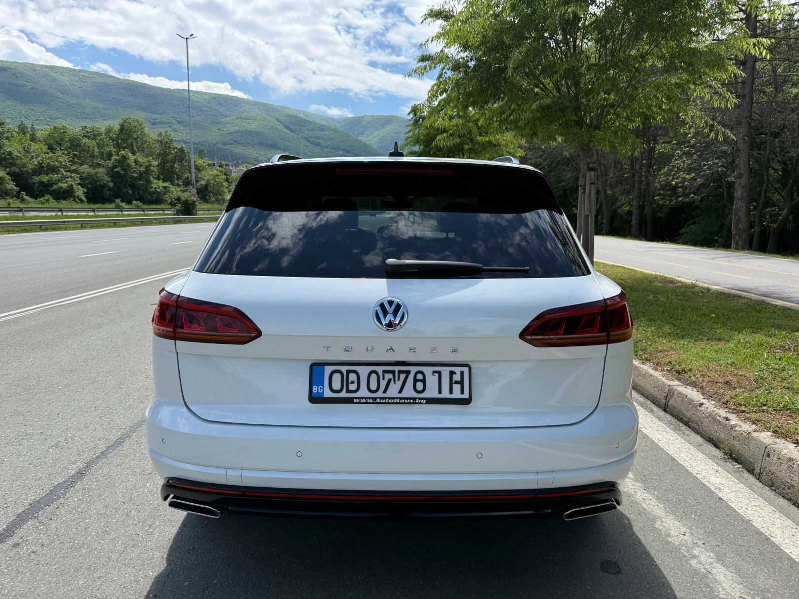 VW Touareg, снимка 7 - Автомобили и джипове - 54676038