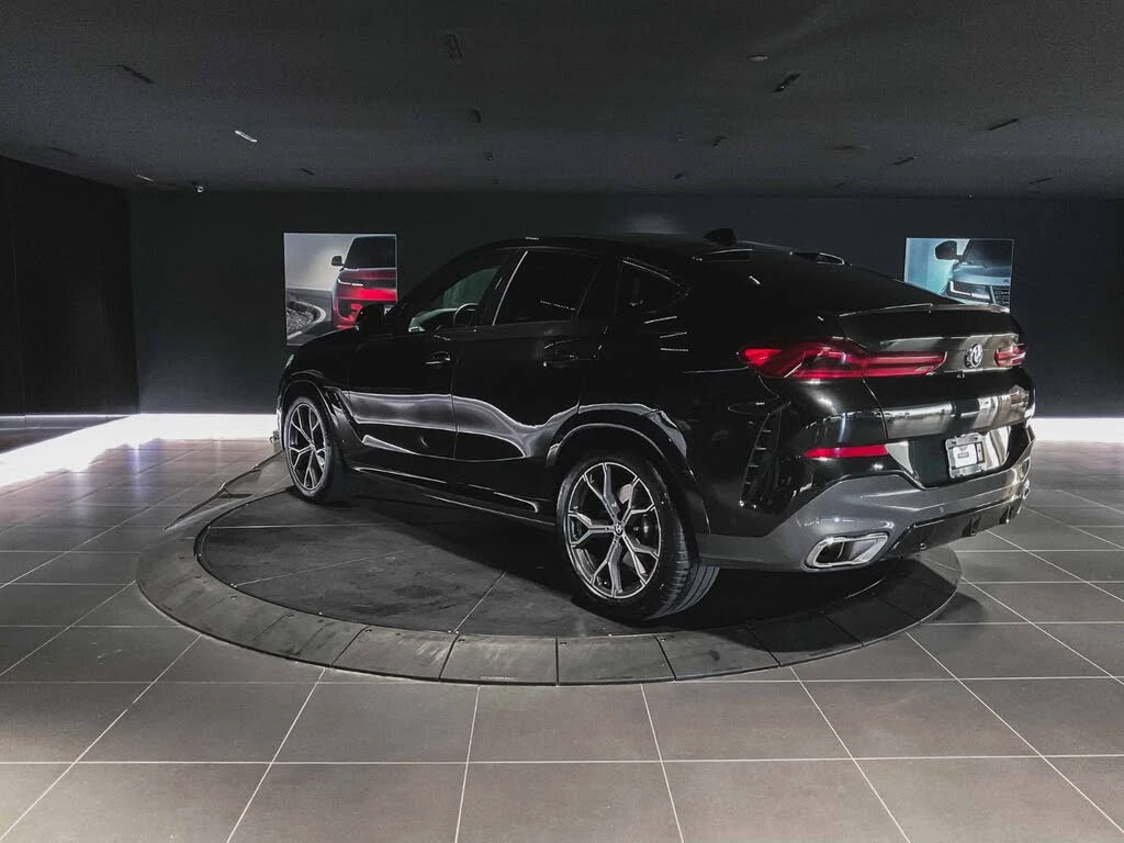 BMW X6 40i* M-SPORT* DISTRONIC* LASER* HARMAN* 360 КАМЕРИ, снимка 4 - Автомобили и джипове - 54811986