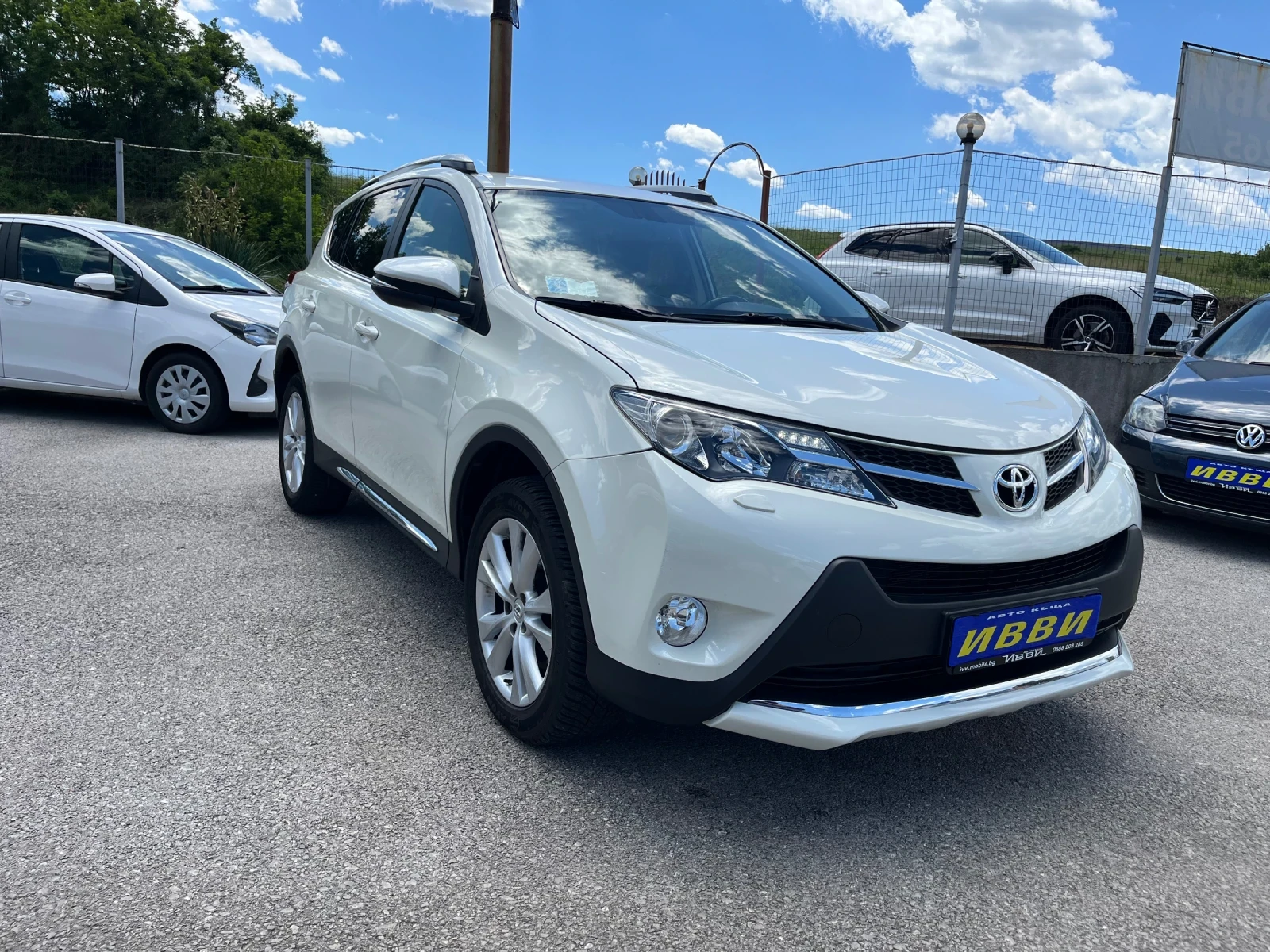 Toyota Rav4 2.0D-4D WHITE EDITION 99 Х КМ, снимка 14 - Автомобили и джипове - 54913567