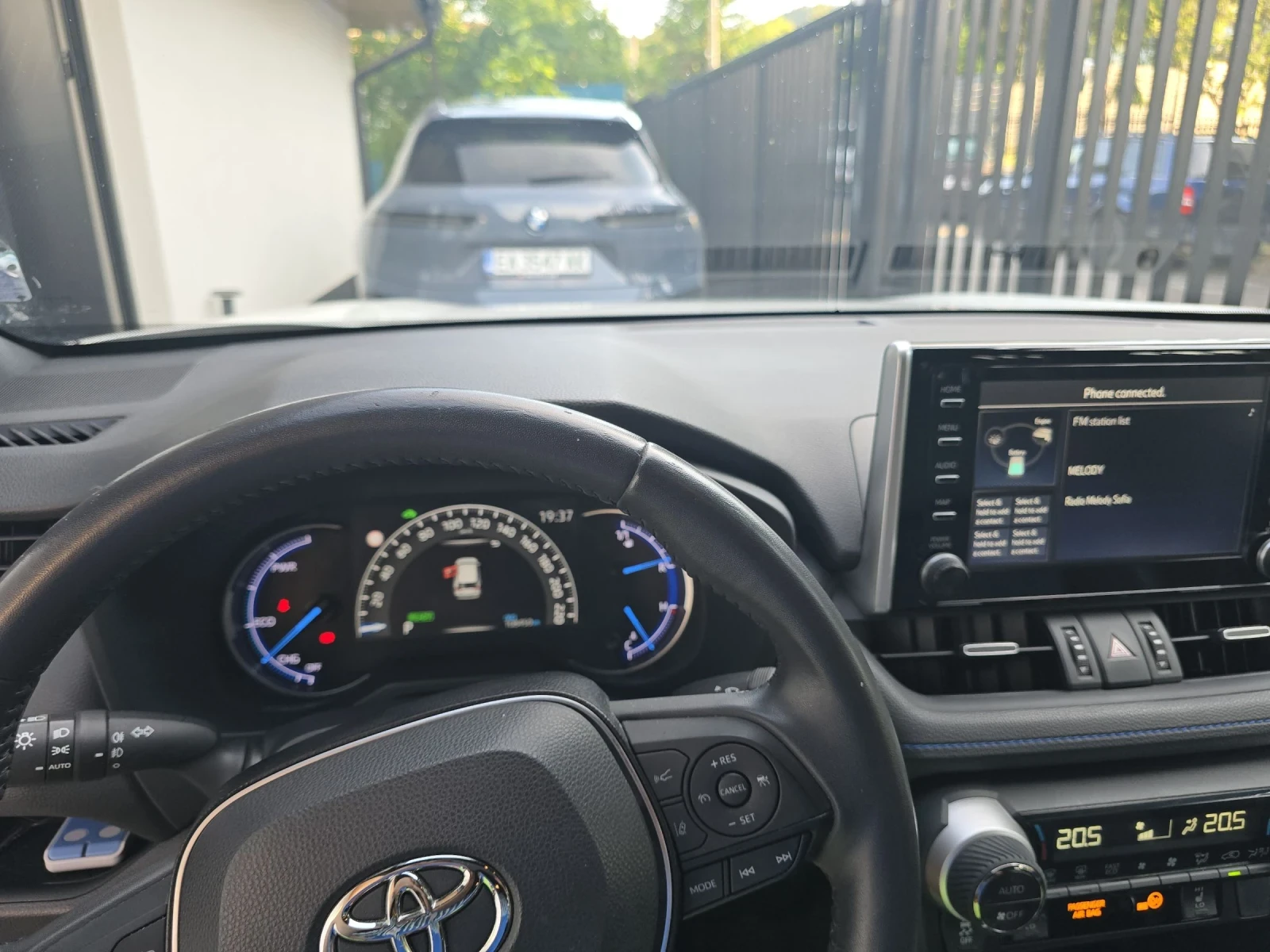 Toyota Rav4 Toyota RAV4 Style Hybrid, снимка 5 - Автомобили и джипове - 55007058