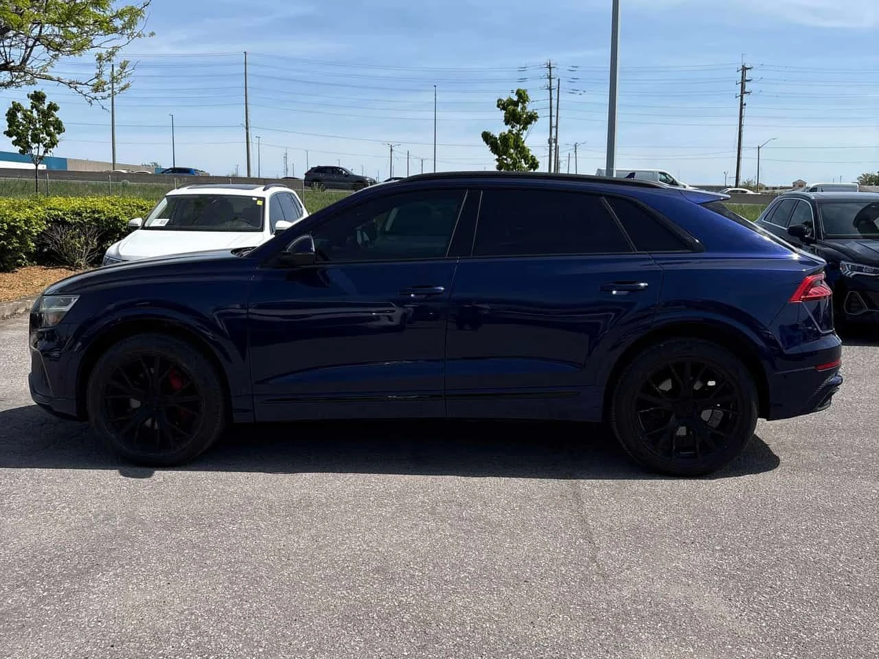 Audi Q8 PROGRESSIVE * ГЛАВНО ПРЕДСТАВИТЕЛСТВО НА AUDI* , снимка 3 - Автомобили и джипове - 55177583