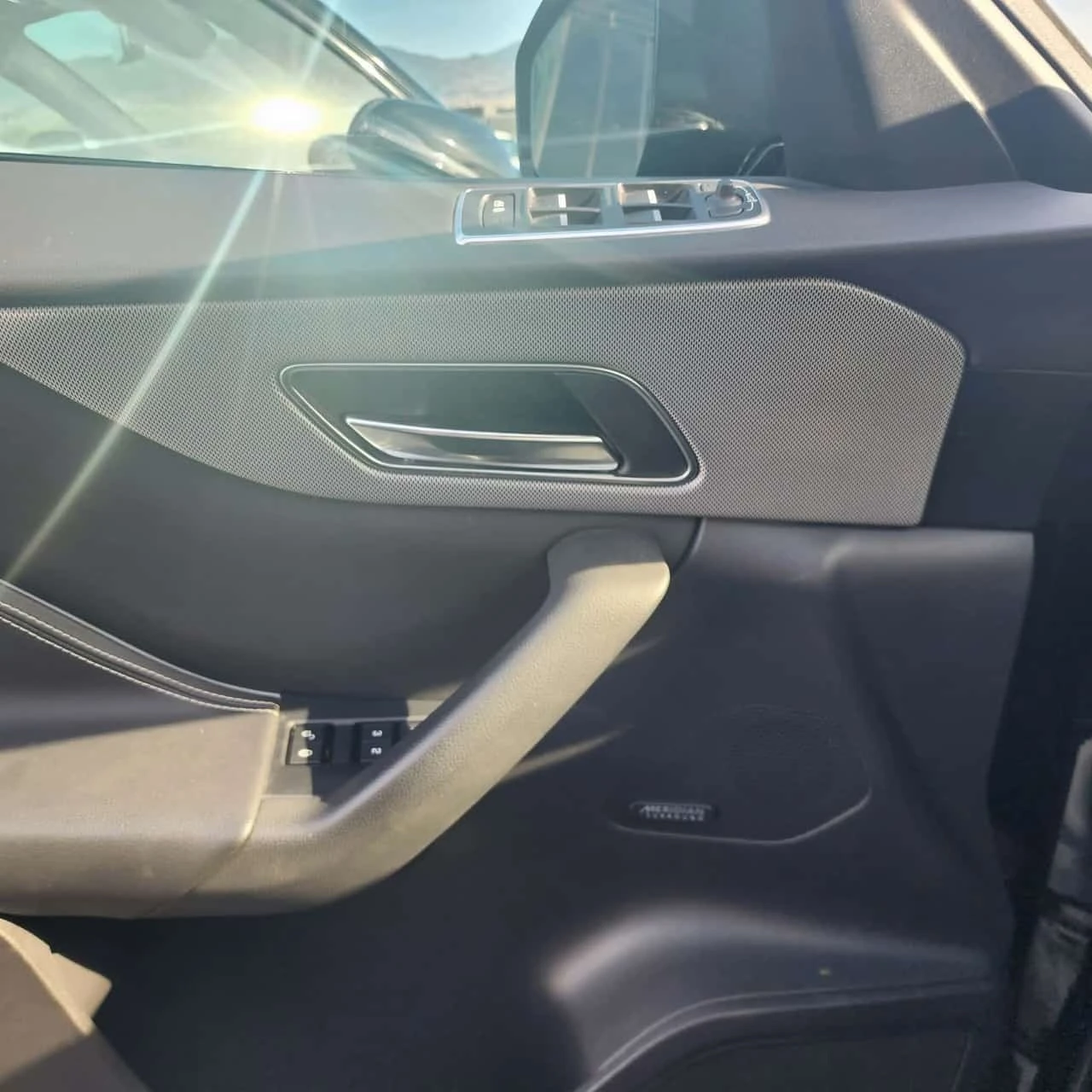 Jaguar F-PACE * S * CARFAX * ����� �� ����������� *  | Mobile.bg � ����������� 16