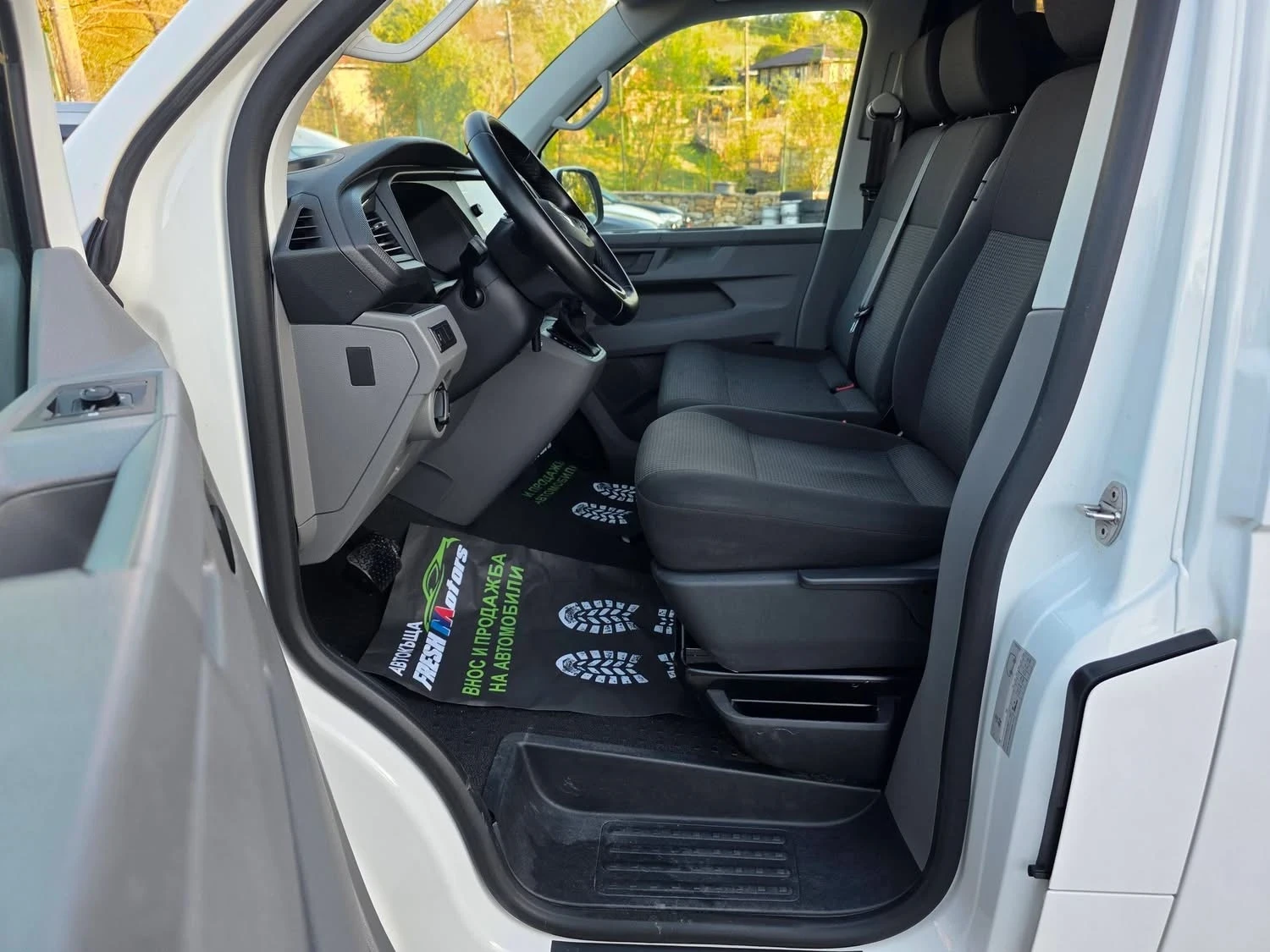 VW Transporter 2.0TDI 199�.�. 4-MOTION/������� DSG/��� ������/ | Mobile.bg � ����������� 9