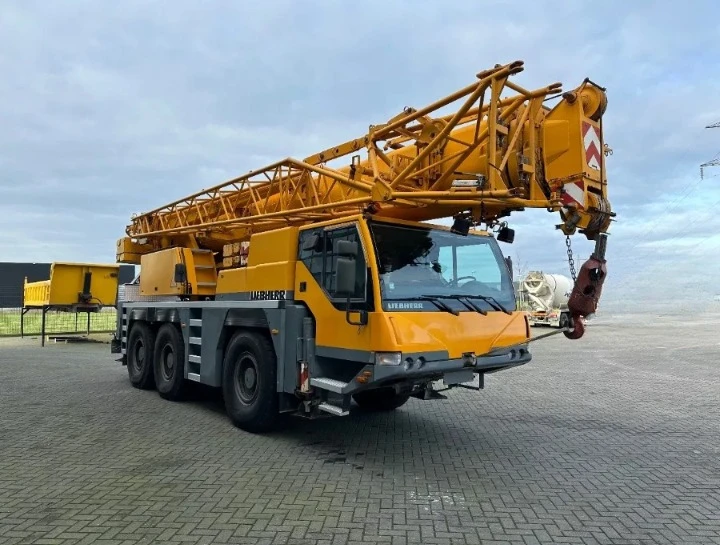 Автокран Друга марка Liebherr LTM 1055.1, снимка 2 - Индустриална техника - 46442665