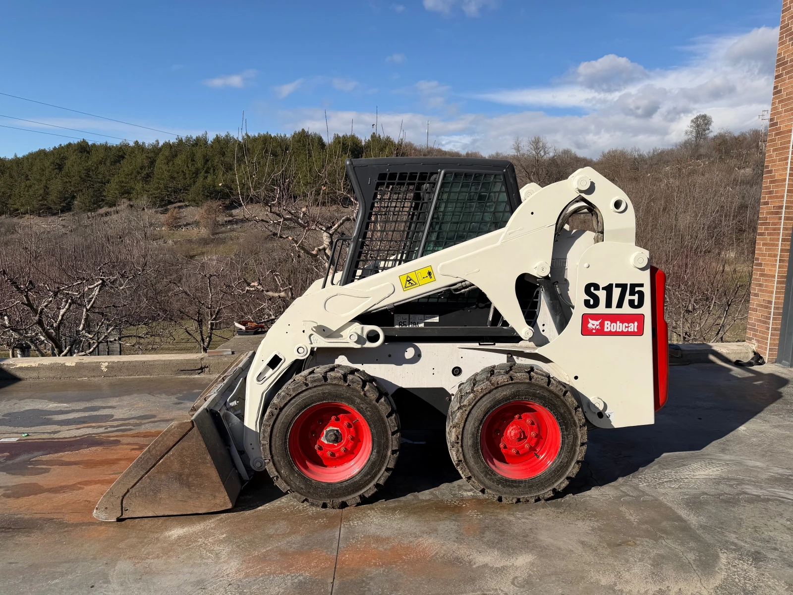 ���� ����� �������� Bobcat | Mobile.bg � ����������� 2