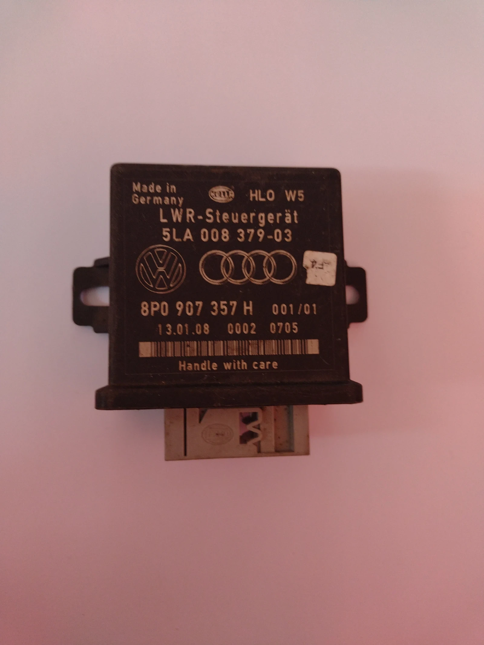 8P0907357H    AUDI A6 4F   5LA008379-03   8P0 907 357 H | Mobile.bg   4