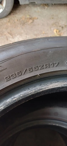 Гуми Зимни 235/55R17, снимка 3