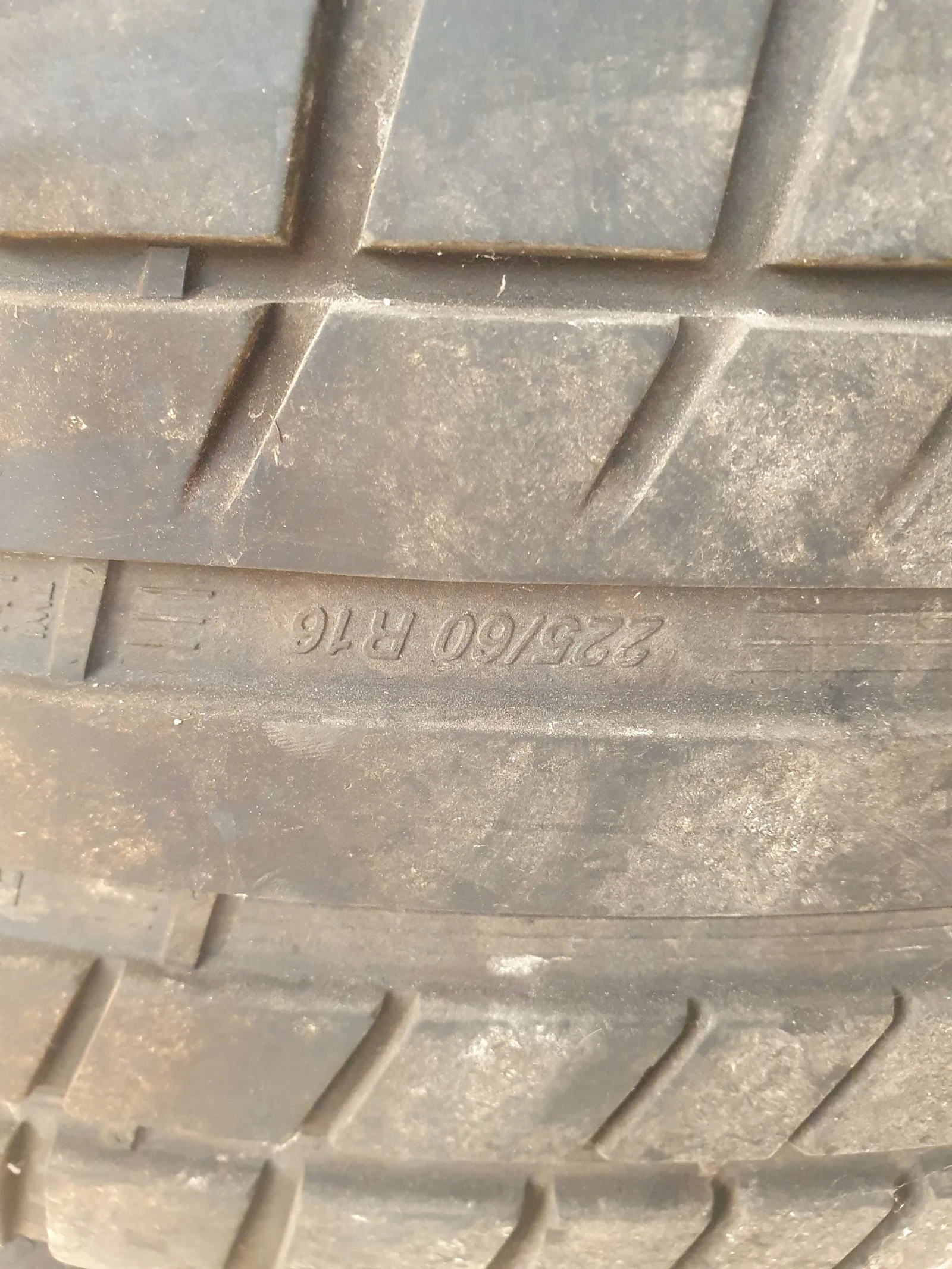 Гуми с джанти 225/60R16, снимка 3 - Гуми и джанти - 56622448