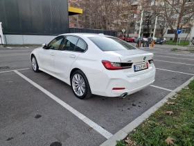BMW 330 xDrive Plug-In Hybrid 2023 | 288 hp | 4x4 | US, снимка 3
