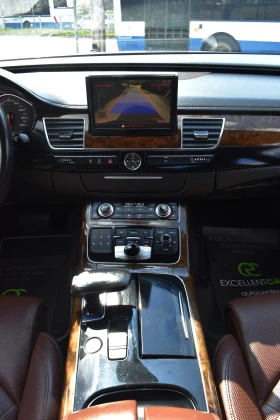 Audi A8 4.2TDI* EXCLUSIVE* ОБДУХВАНЕ* ПОДГРЕВИ* DISSTRONIC, снимка 14