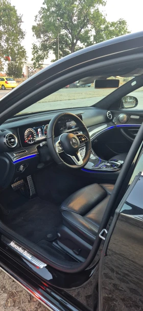 Mercedes-Benz E 220 AMG OPTIC, снимка 6