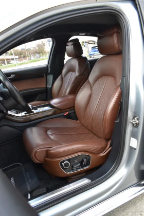 Audi A8 4.2TDI* EXCLUSIVE* ОБДУХВАНЕ* ПОДГРЕВИ* DISSTRONIC - 15000 € / 29337.45 лв. - 19140057 9