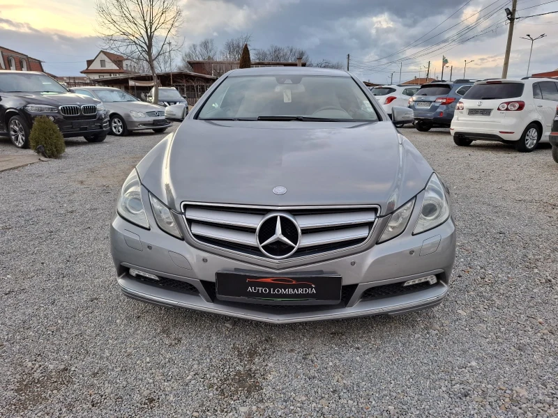 Mercedes-Benz E 220, снимка 3 - Автомобили и джипове - 52924303