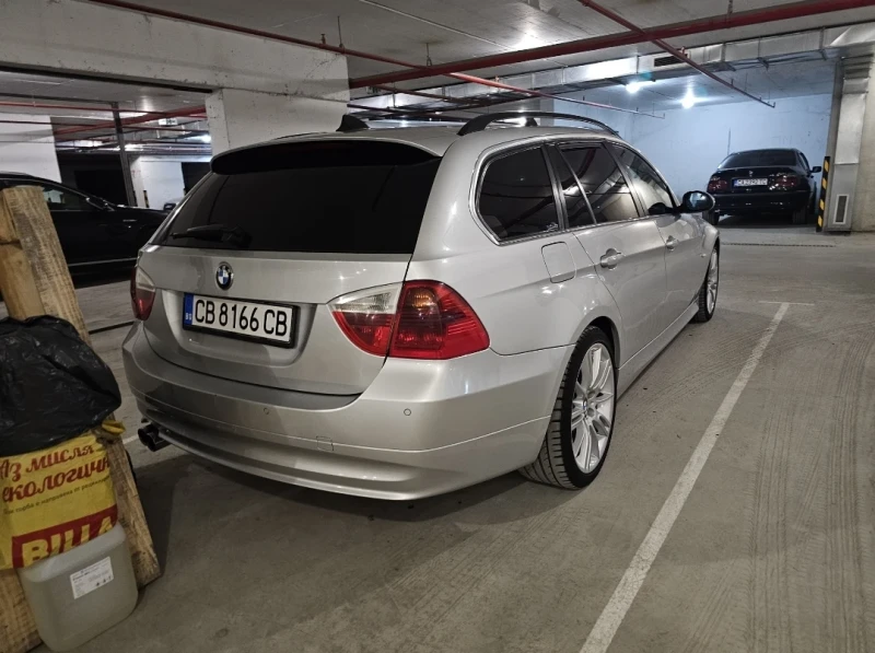 BMW 330 330D само на задно, ръчка , снимка 4 - Автомобили и джипове - 47563315