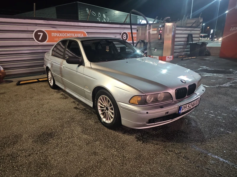 BMW 530, снимка 8 - Автомобили и джипове - 47250369