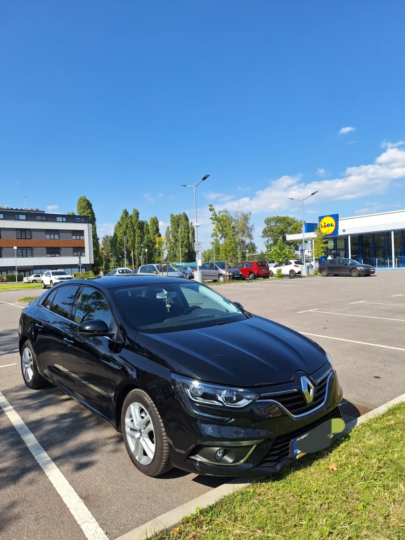 Renault Megane, снимка 15 - Автомобили и джипове - 47637369