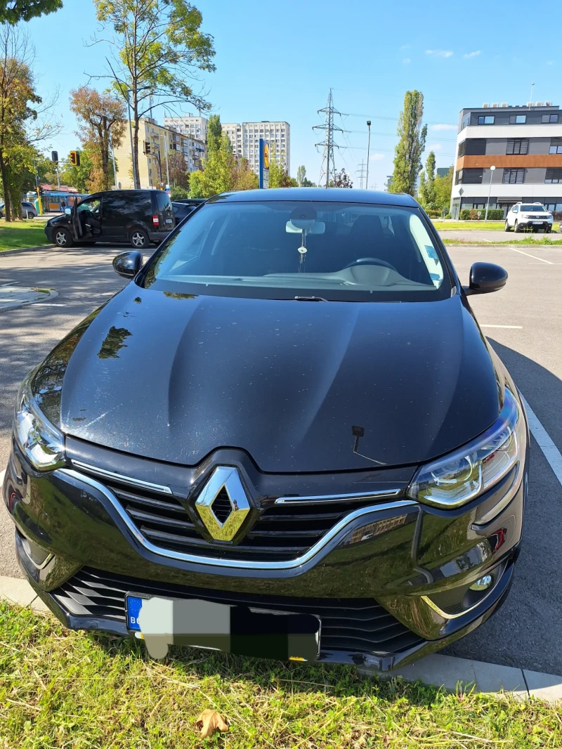 Renault Megane, снимка 13 - Автомобили и джипове - 47637369