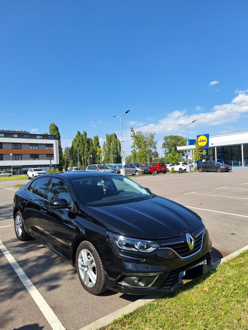 Renault Megane, снимка 16 - Автомобили и джипове - 47637369