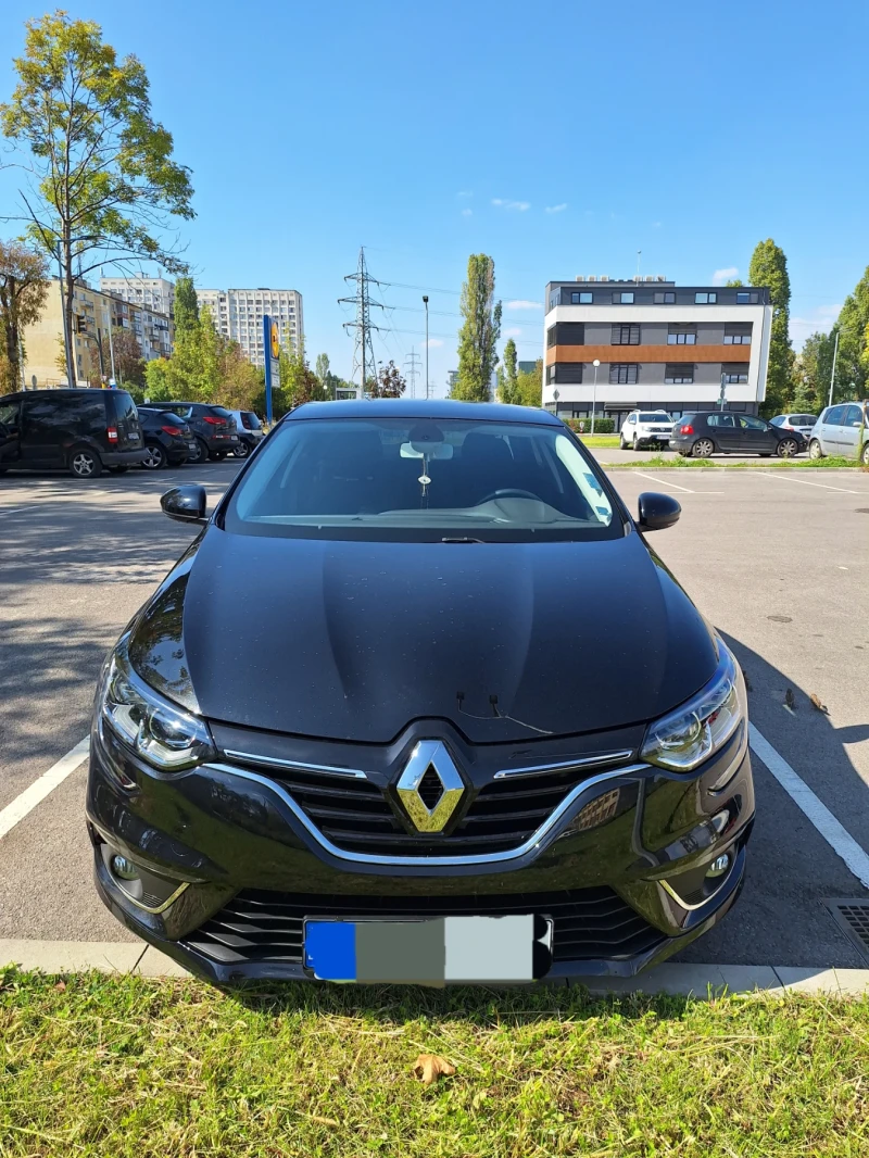 Renault Megane, снимка 1 - Автомобили и джипове - 47637369