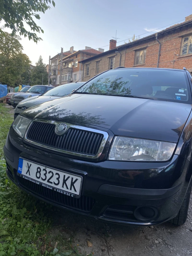 Skoda Fabia, снимка 8 - Автомобили и джипове - 47543615