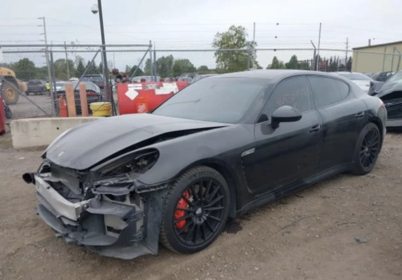 Porsche Panamera GTS, снимка 2 - Автомобили и джипове - 48683378