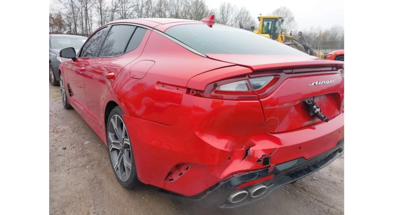 Kia Stinger, снимка 8 - Автомобили и джипове - 48717813