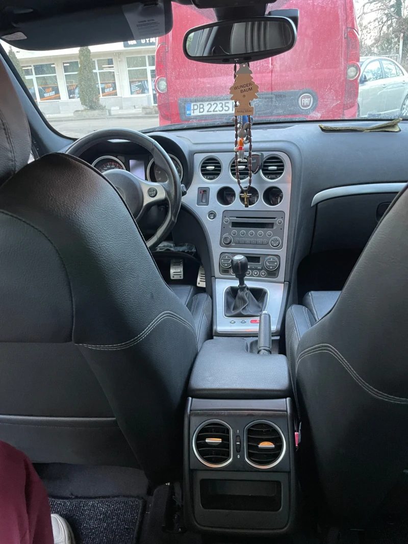 Alfa Romeo 159 2.2 JTI, снимка 10 - Автомобили и джипове - 48863671