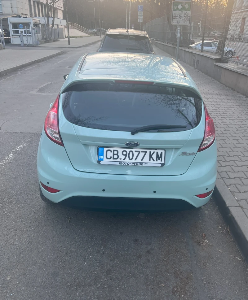 Ford Fiesta, снимка 5 - Автомобили и джипове - 49091335