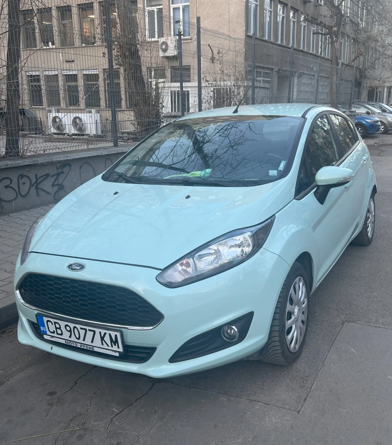 Ford Fiesta, снимка 1 - Автомобили и джипове - 49091335