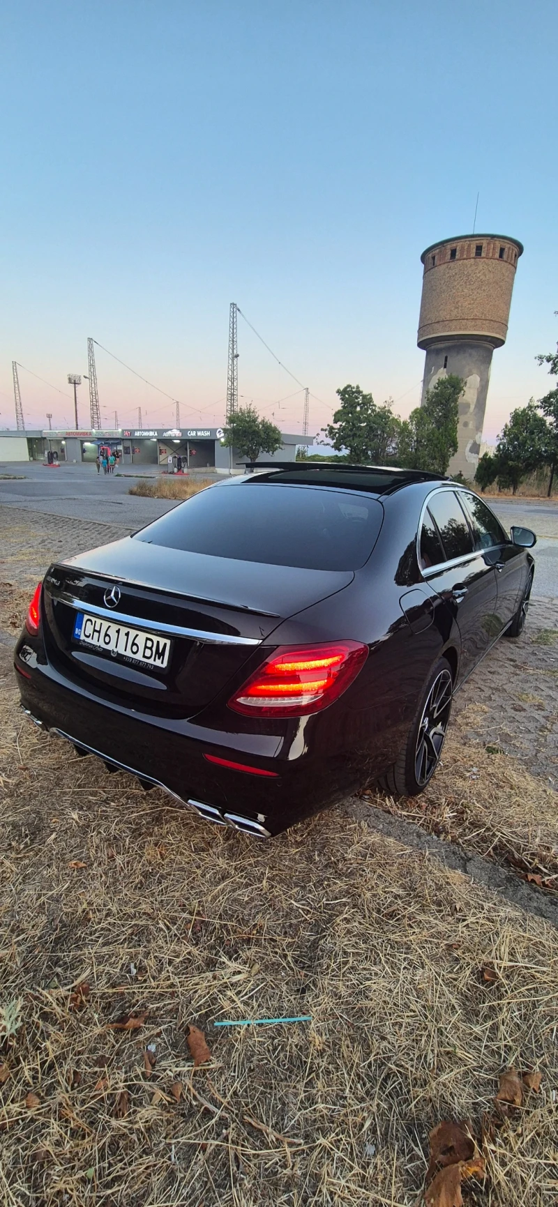 Mercedes-Benz E 220 AMG OPTIC, снимка 9 - Автомобили и джипове - 52449992