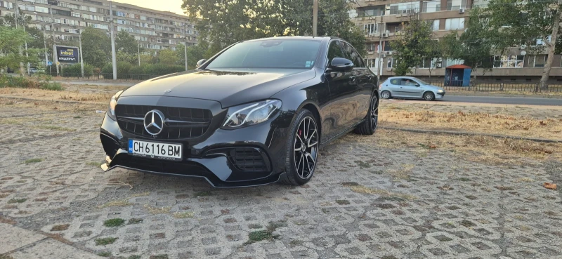 Mercedes-Benz E 220 AMG OPTIC, снимка 5 - Автомобили и джипове - 52449992