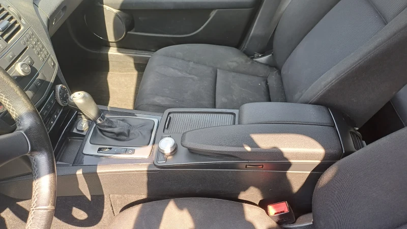 Mercedes-Benz C 220, снимка 6 - Автомобили и джипове - 51653249