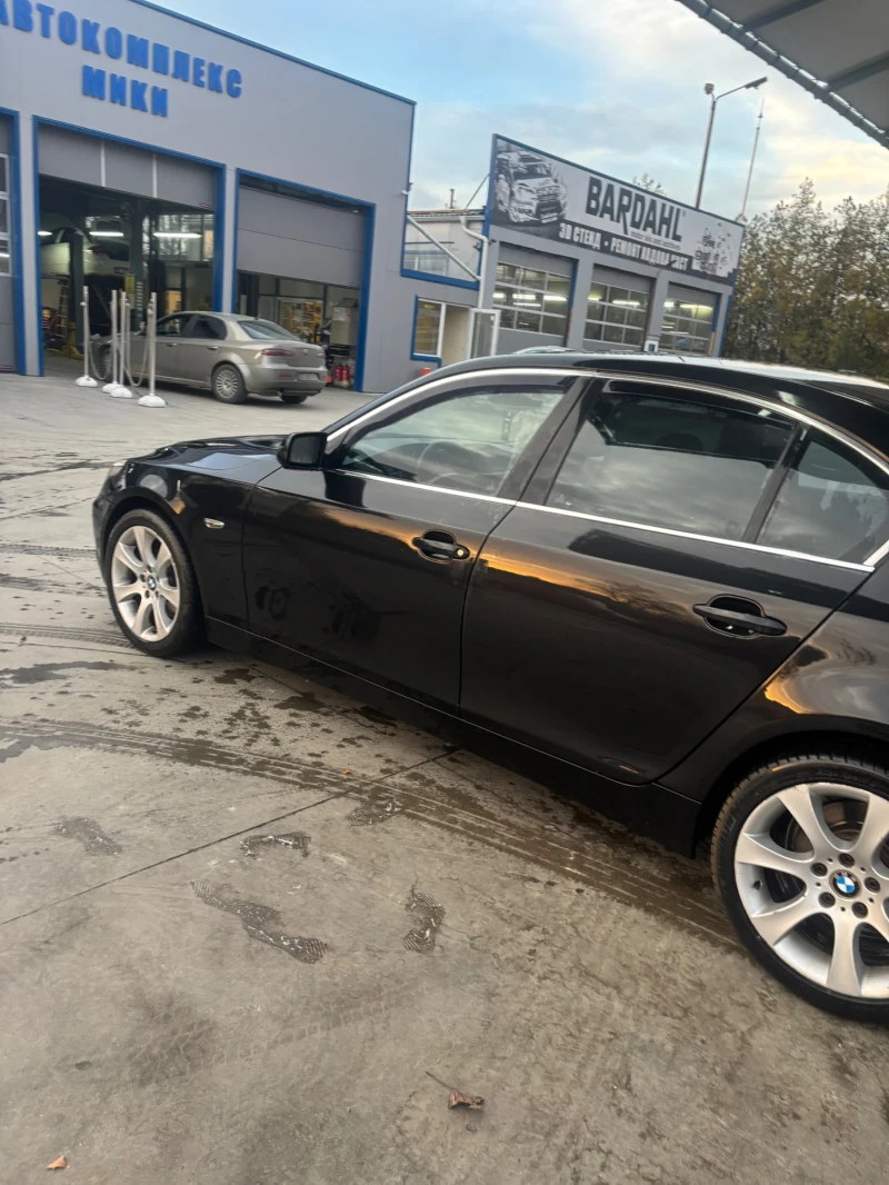 BMW 530, снимка 3 - Автомобили и джипове - 52493319