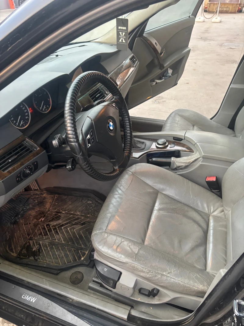 BMW 530, снимка 10 - Автомобили и джипове - 52493319