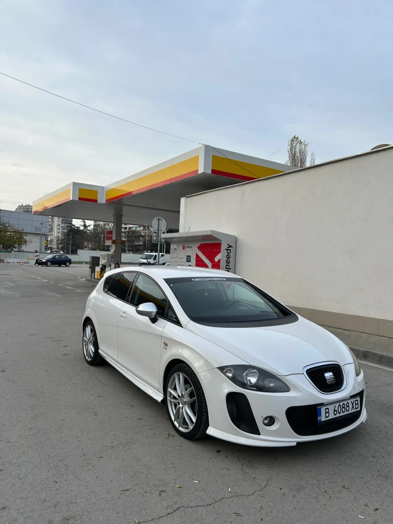 Seat Leon Seat Leon GT, снимка 2 - Автомобили и джипове - 52643343