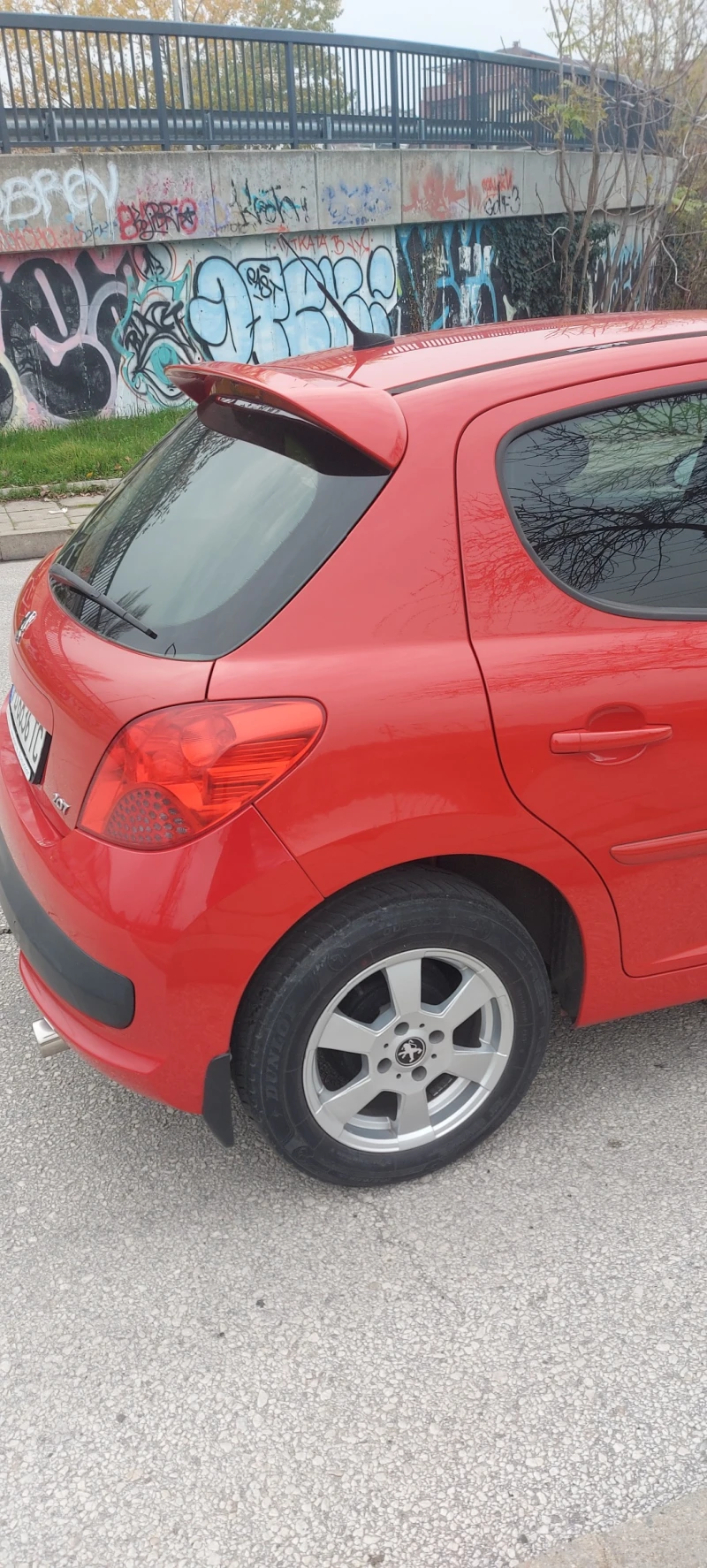 Peugeot 207 1.4 75к.с, снимка 3 - Автомобили и джипове - 52654200