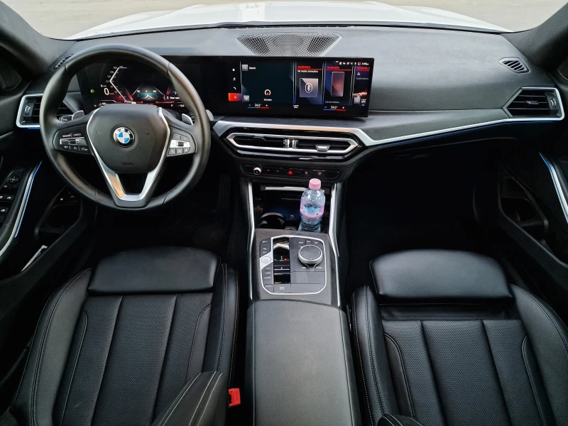 BMW 330 xDrive Plug-In Hybrid 2023 | 288 hp | 4x4 | US, снимка 15 - Автомобили и джипове - 52838754