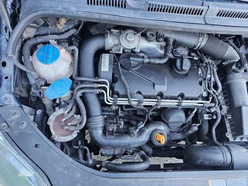 VW Golf Plus, снимка 10 - Автомобили и джипове - 52869402