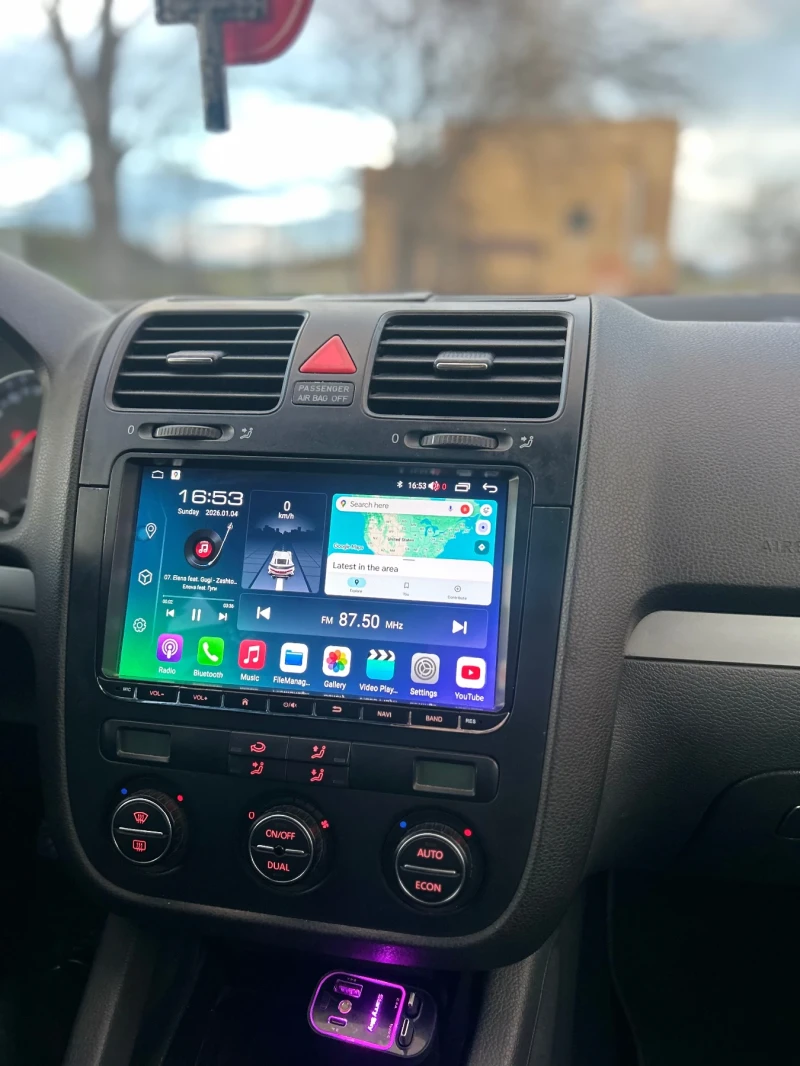 VW Golf 2.0 TDI - 4 MOTION , снимка 16 - Автомобили и джипове - 52976154